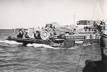 Siebelf&auml;hre im Mittelmeer (1943)